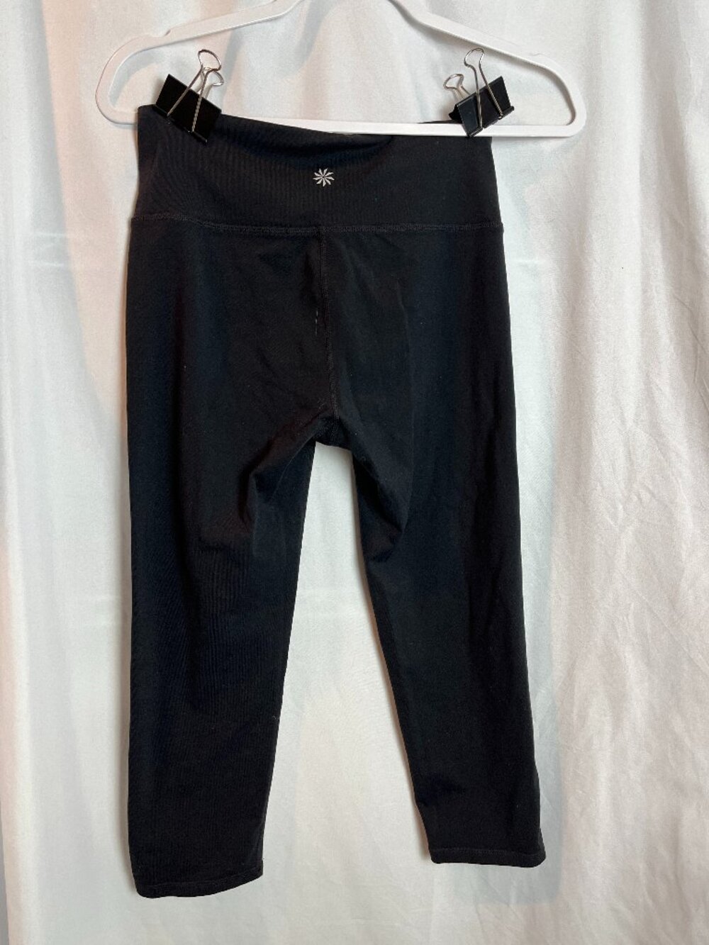 Women's Black Athleta Capris Leggings Size S